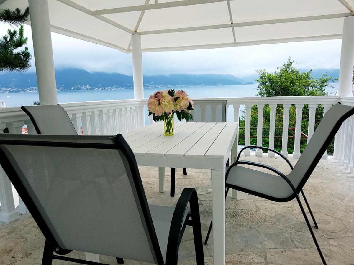 Boka Apartments Tivat Exterior photo